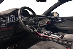 Harmaa Audi Q8 2021 kuva 7.
