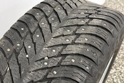 Harmaa Audi Q8 2021 kuva 46.