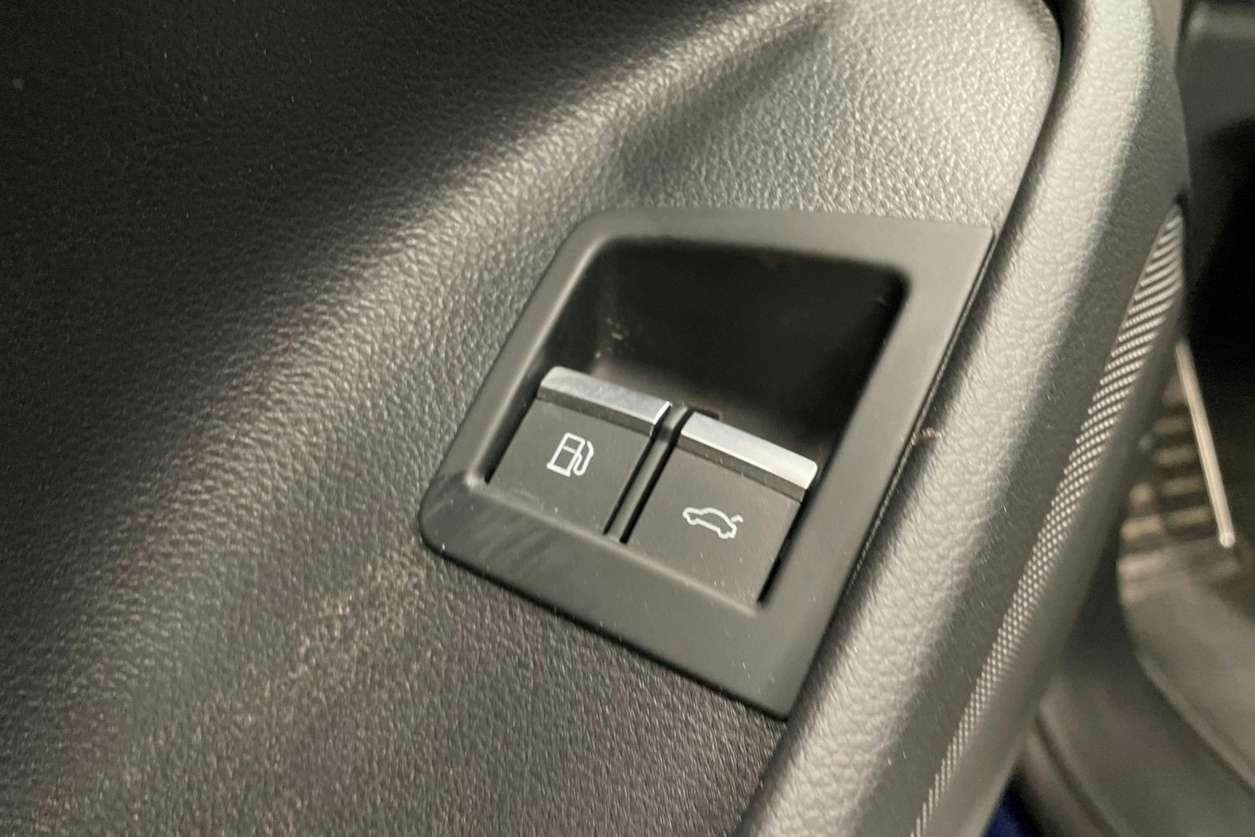 Sininen Audi Q8 2021 kuva 29.