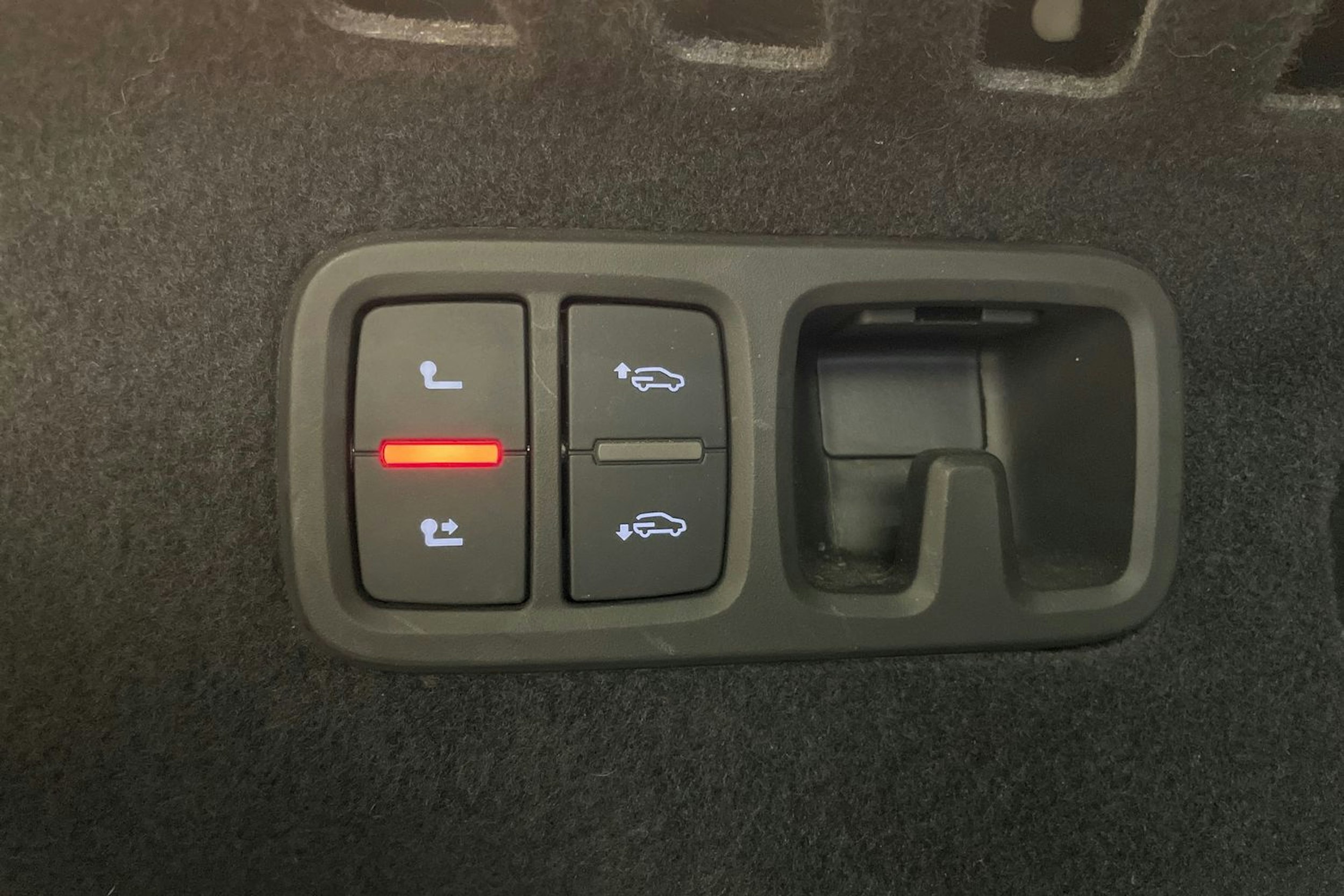 Sininen Audi Q8 2021 kuva 34.