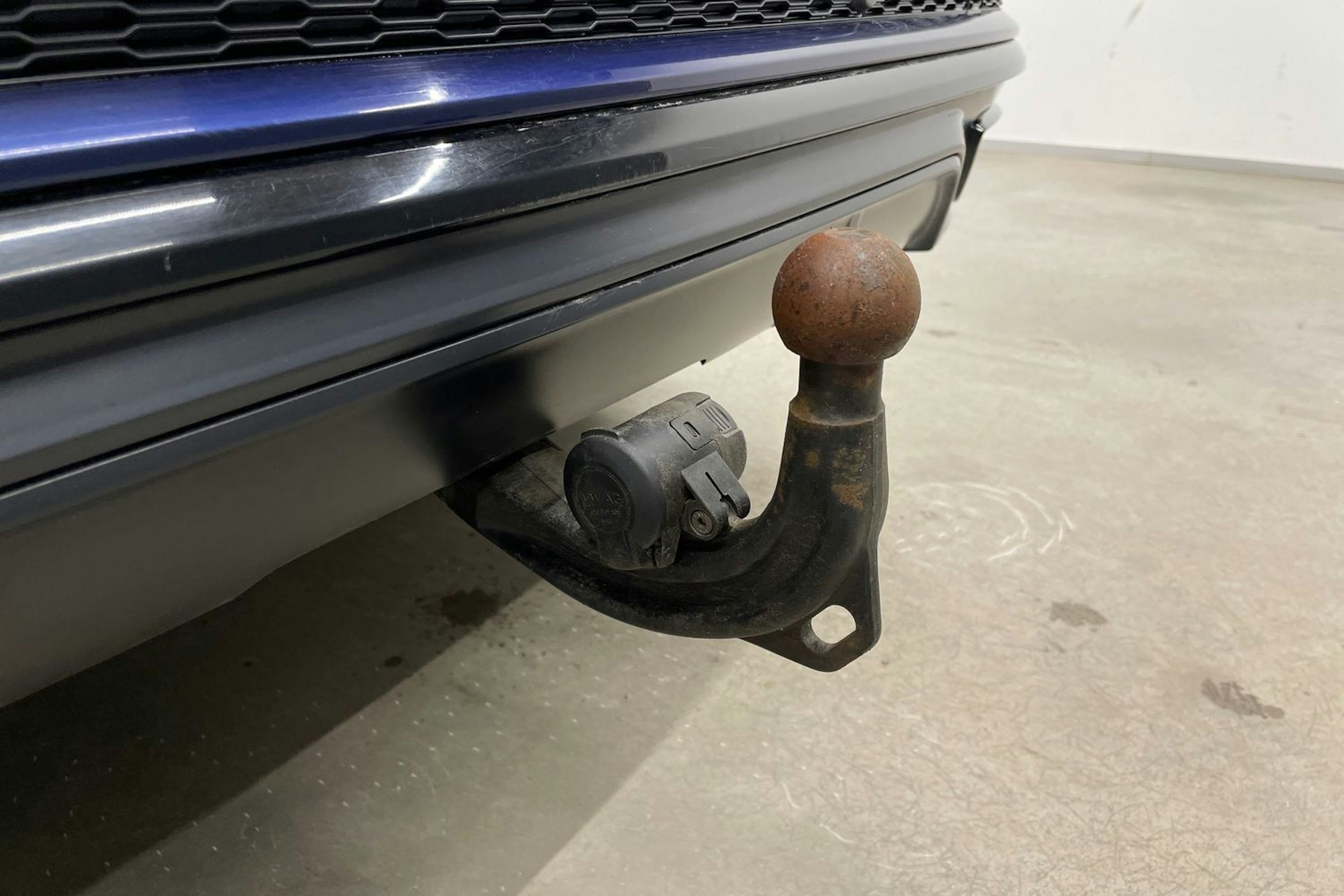 Sininen Audi Q8 2021 kuva 35.