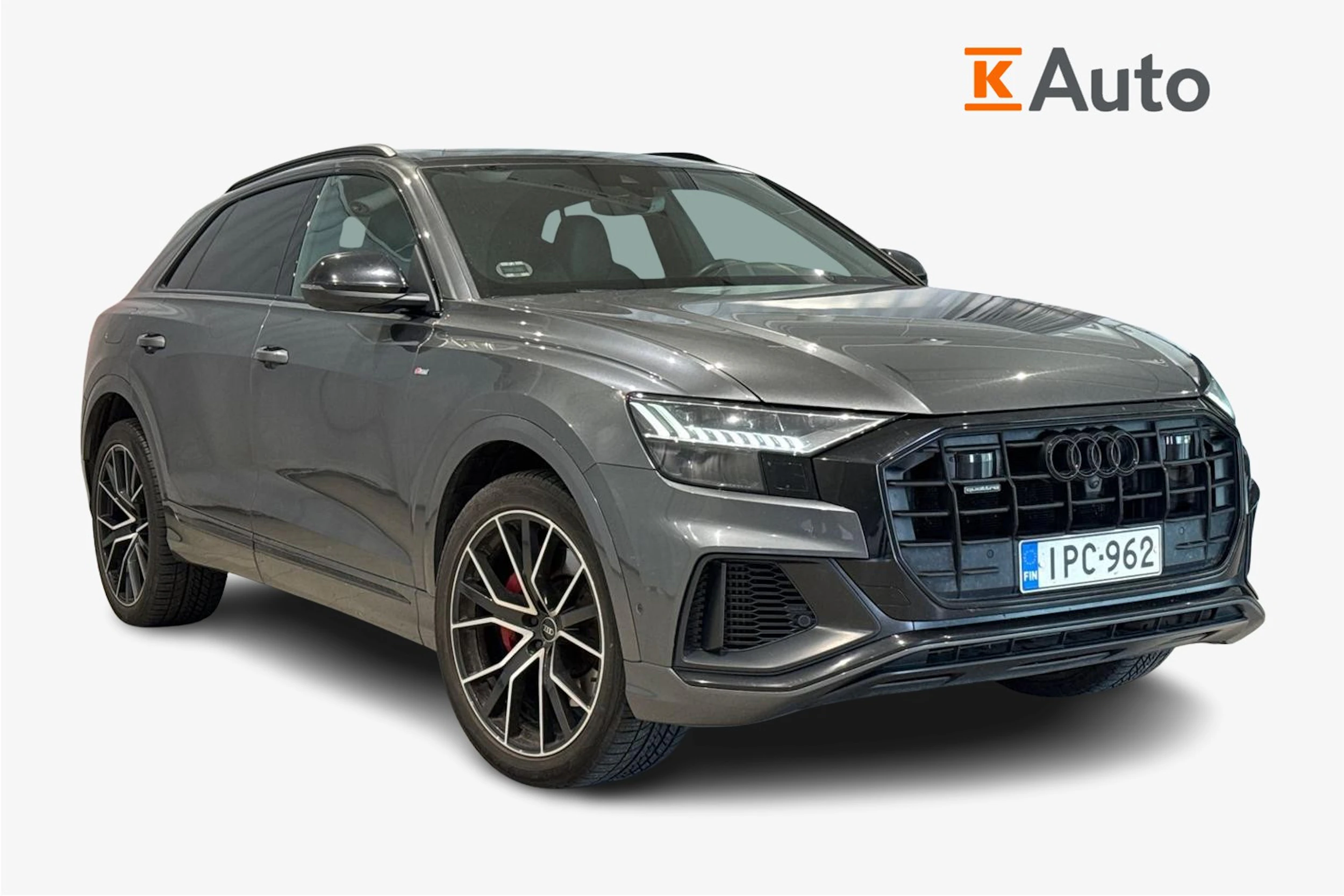 harmaa Audi Q8 2021 kuva 1.