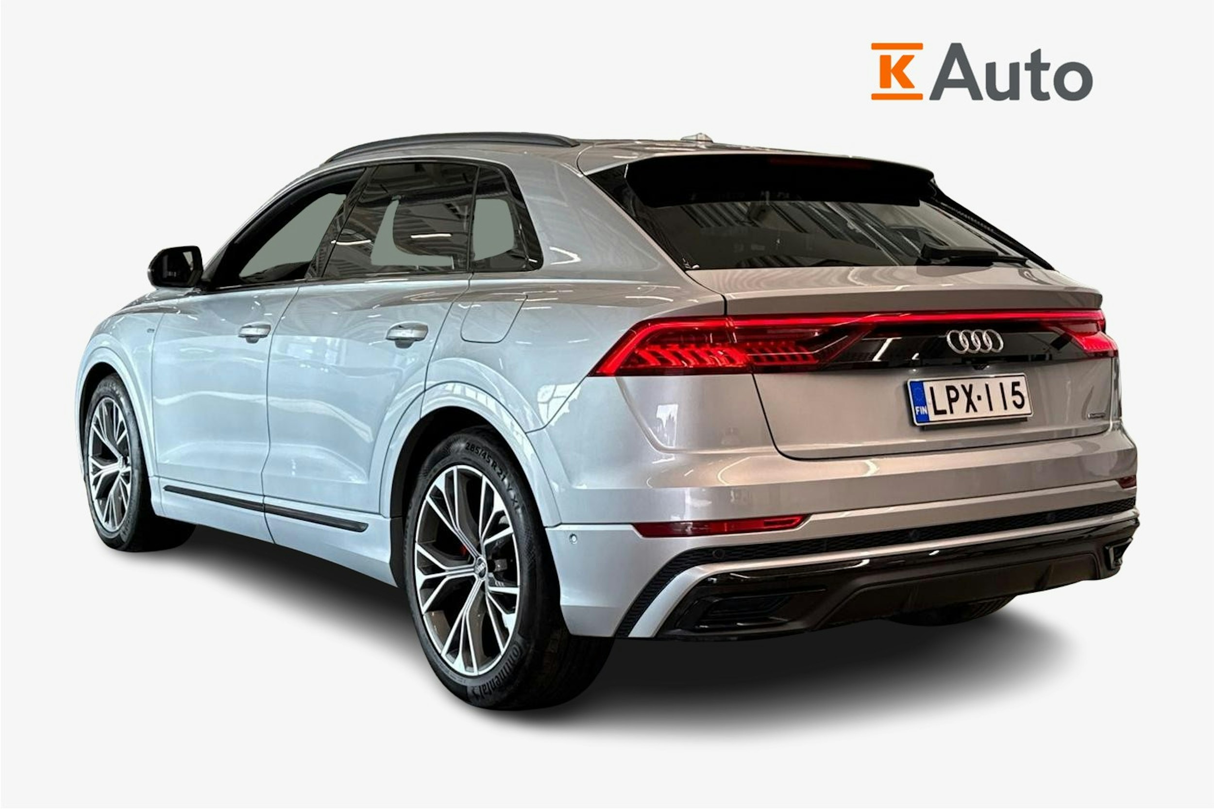 hopea Audi Q8 2021 kuva 2.