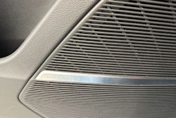hopea Audi Q8 2021 kuva 25.