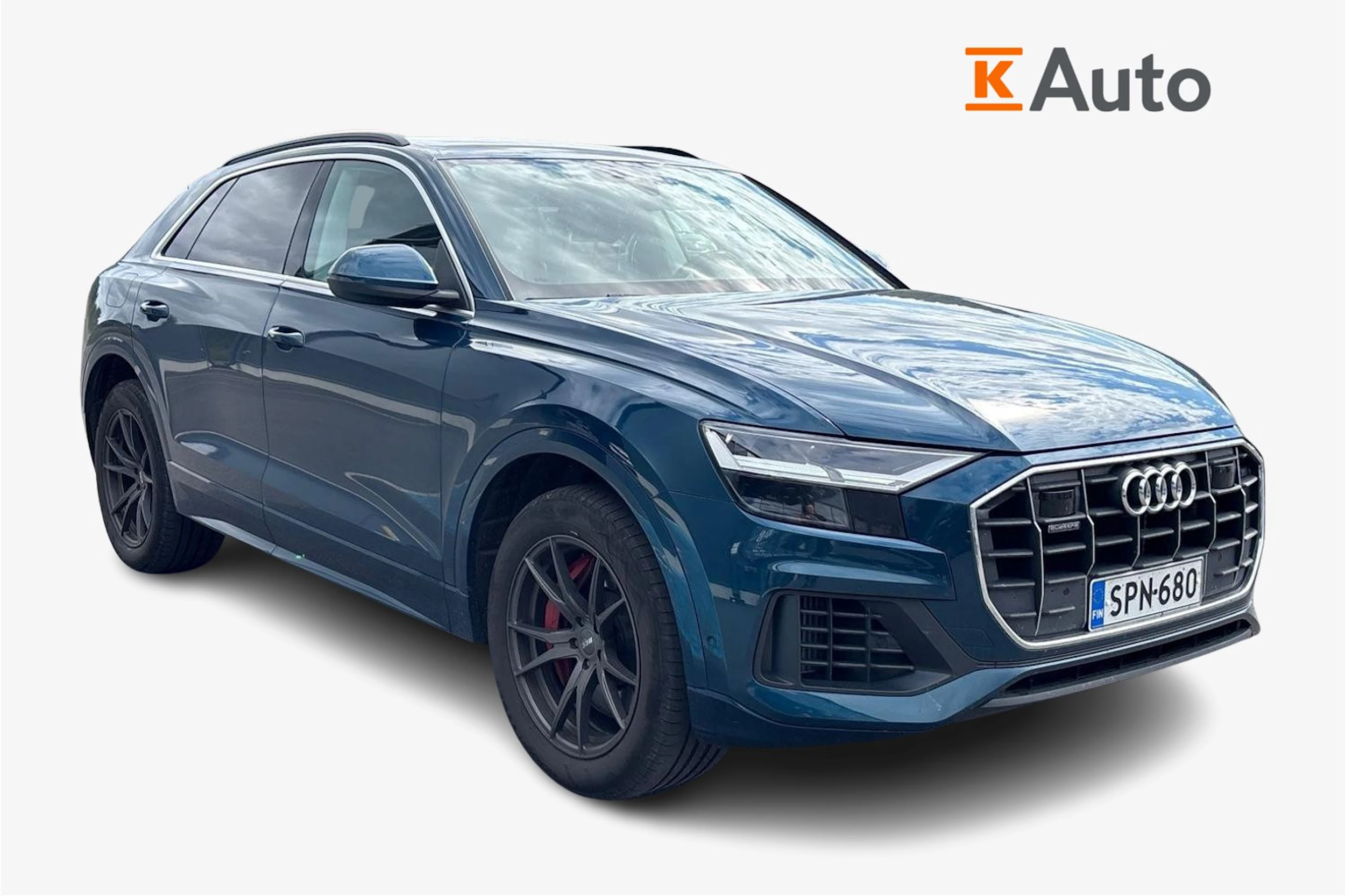 sininen Audi Q8 2021 kuva 1.