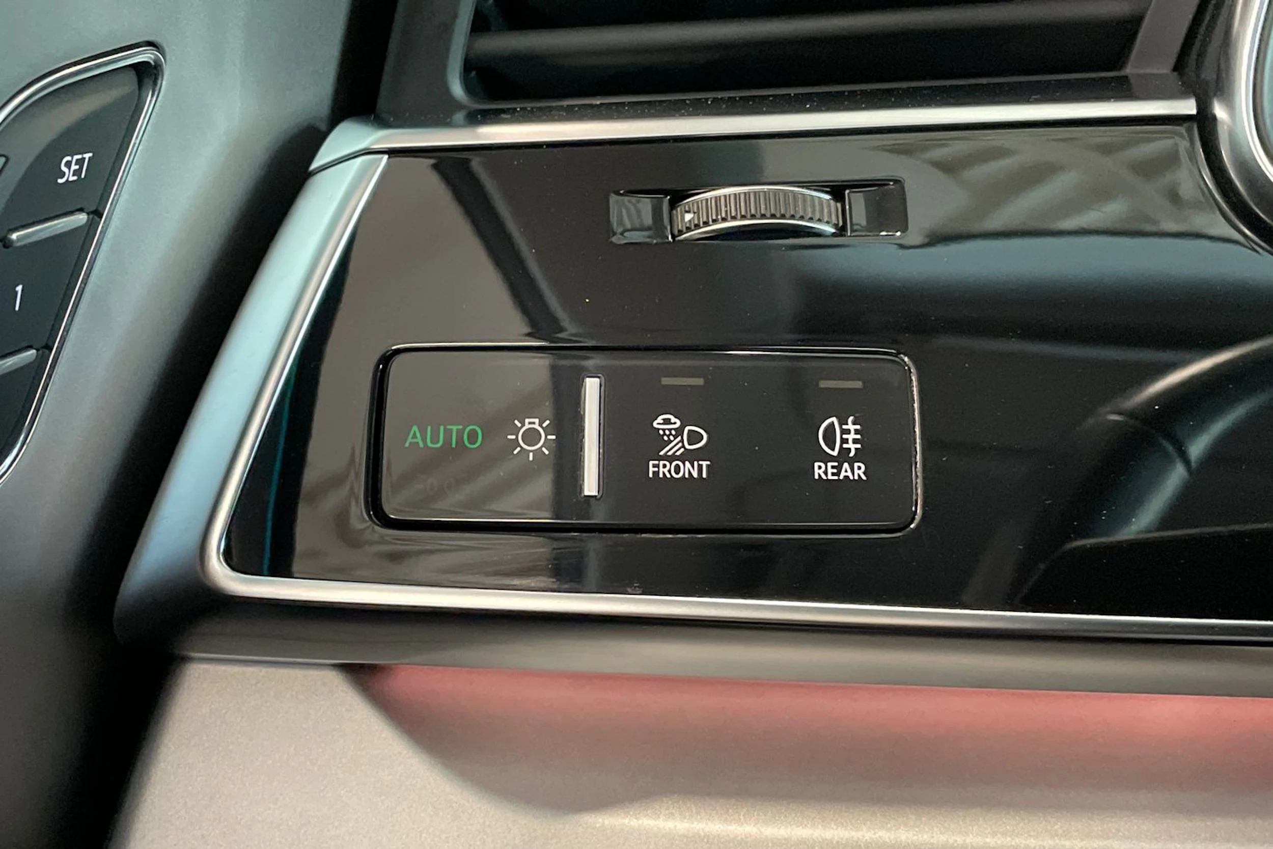 sininen Audi Q8 2021 kuva 29.