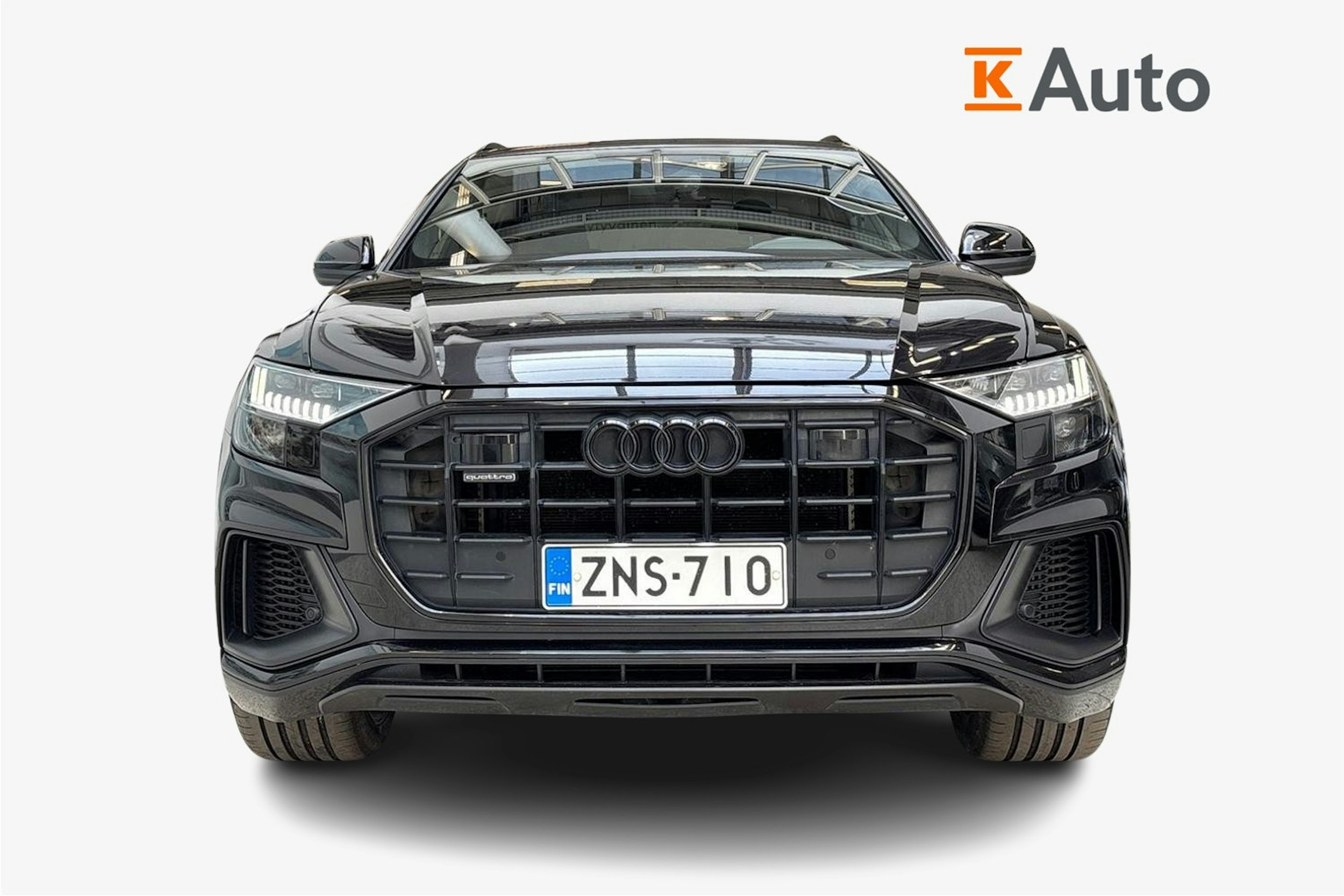 musta Audi Q8 2021 kuva 5.