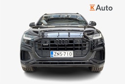musta Audi Q8 2021 kuva 5.