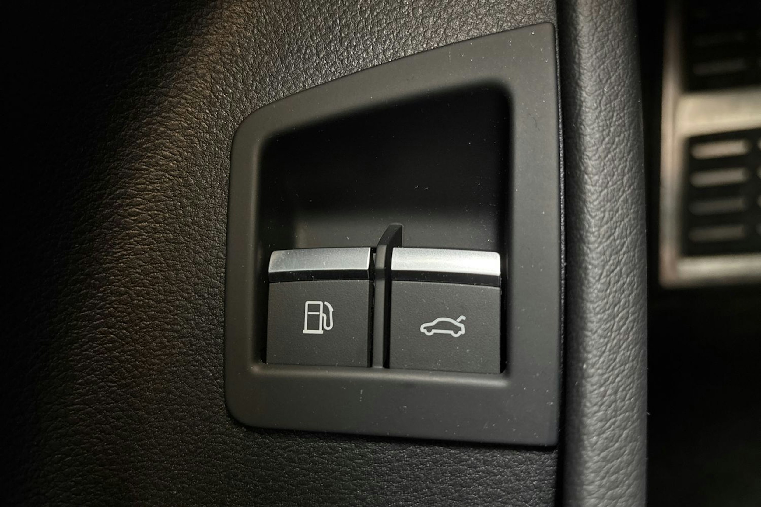 musta Audi Q8 2021 kuva 20.