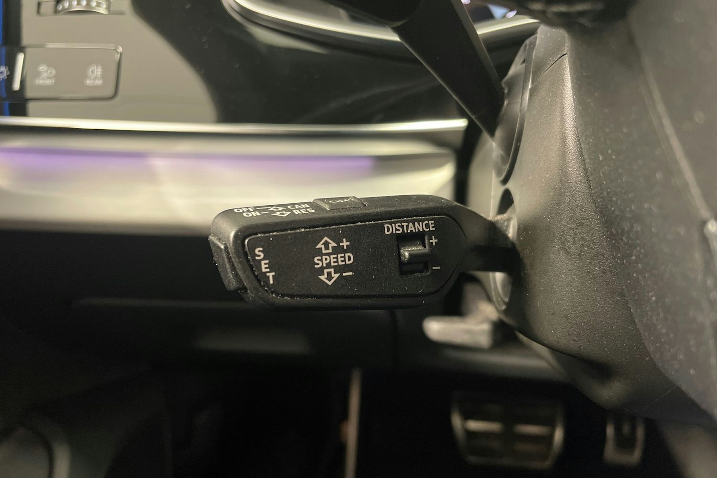 met. harmaa Audi Q8 2021 kuva 14.