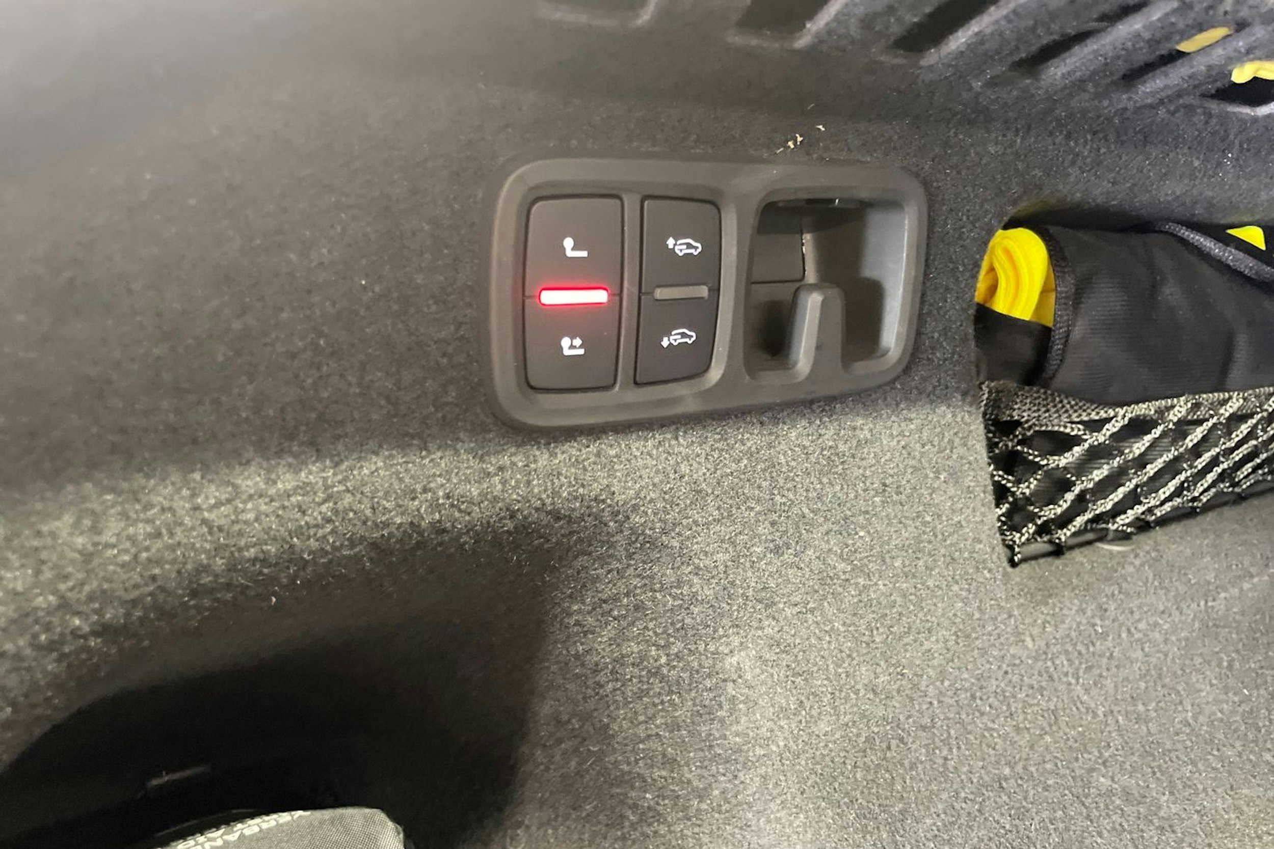 met. harmaa Audi Q8 2021 kuva 28.