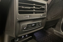 met. harmaa Audi Q8 2021 kuva 29.