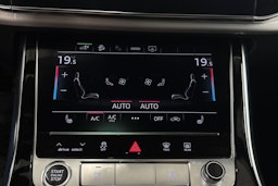 met. harmaa Audi Q8 2021 kuva 32.