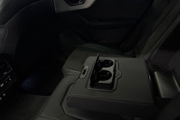 met. harmaa Audi Q8 2021 kuva 40.