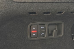 musta Audi Q8 2021 kuva 15.