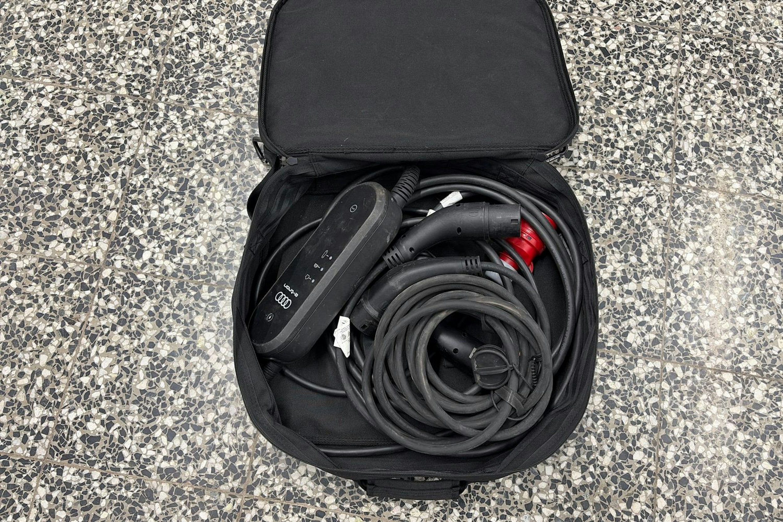 musta Audi Q8 2021 kuva 31.