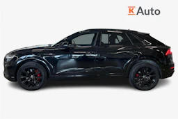 met. musta Audi Q8 2022 kuva 5.