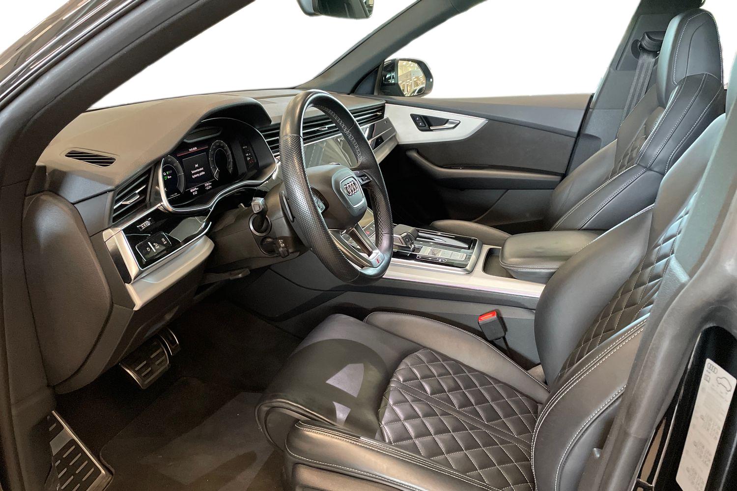 Audi Q8 2022, kuva 6/40
