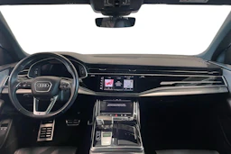 met. musta Audi Q8 2022 kuva 7.