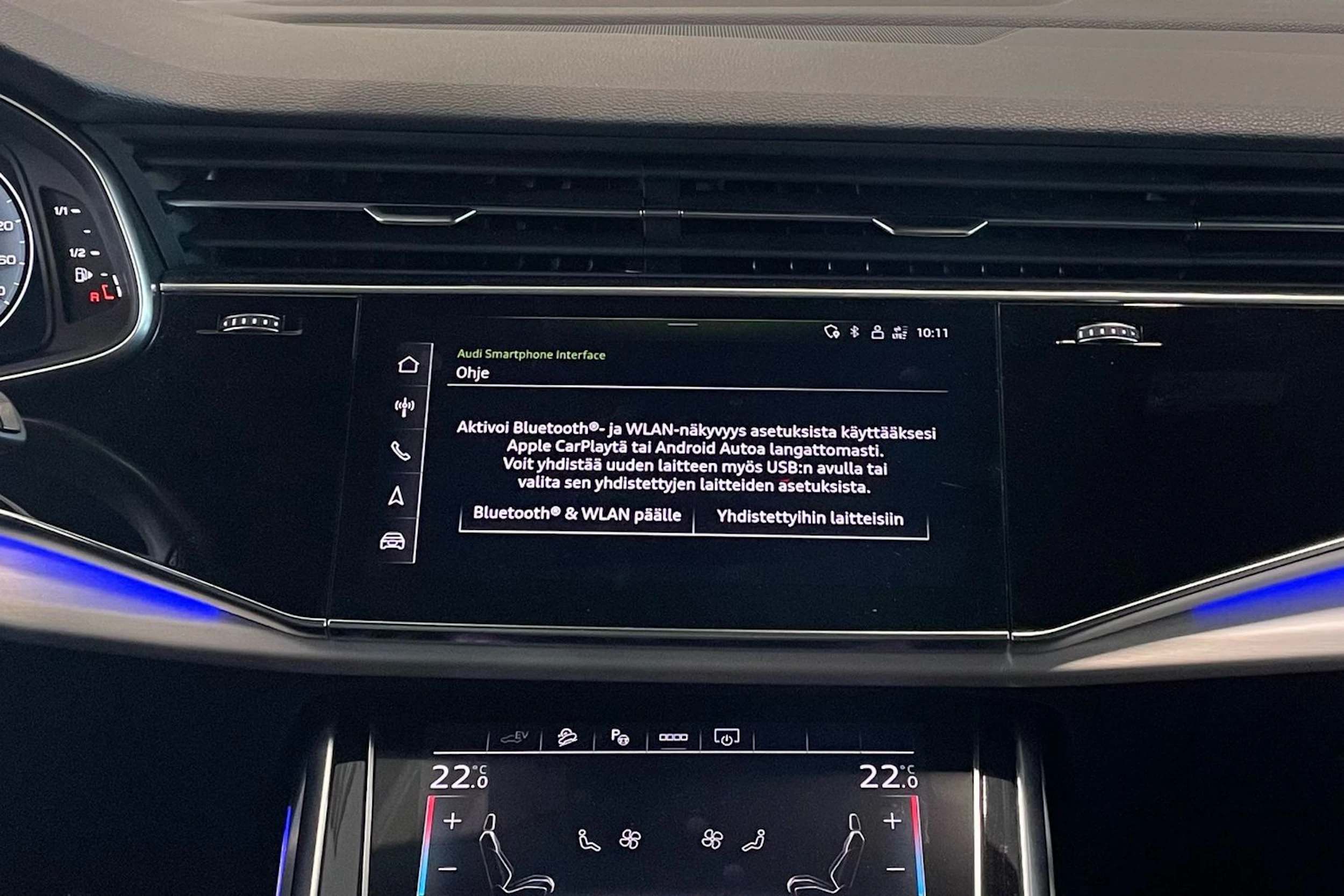 met. musta Audi Q8 2022 kuva 24.