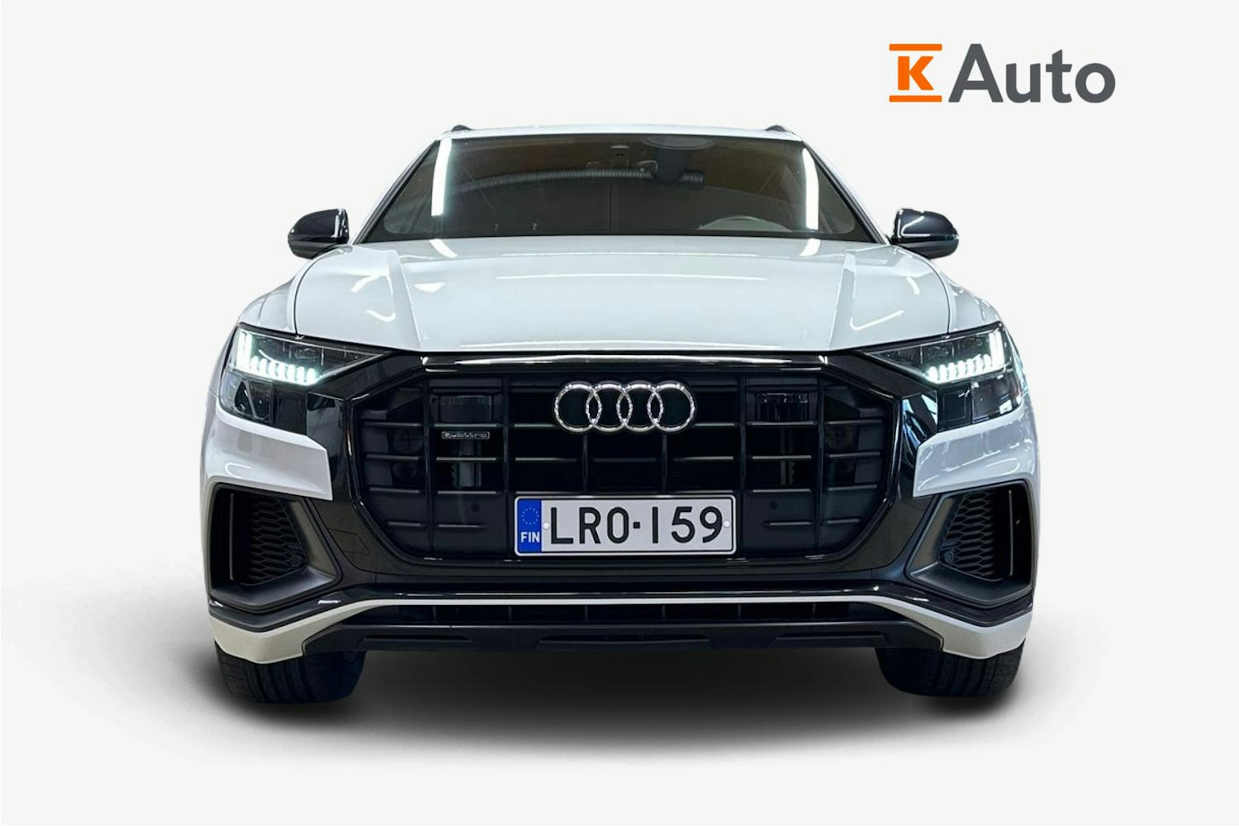 valkoinen Audi Q8 2022 kuva 5.