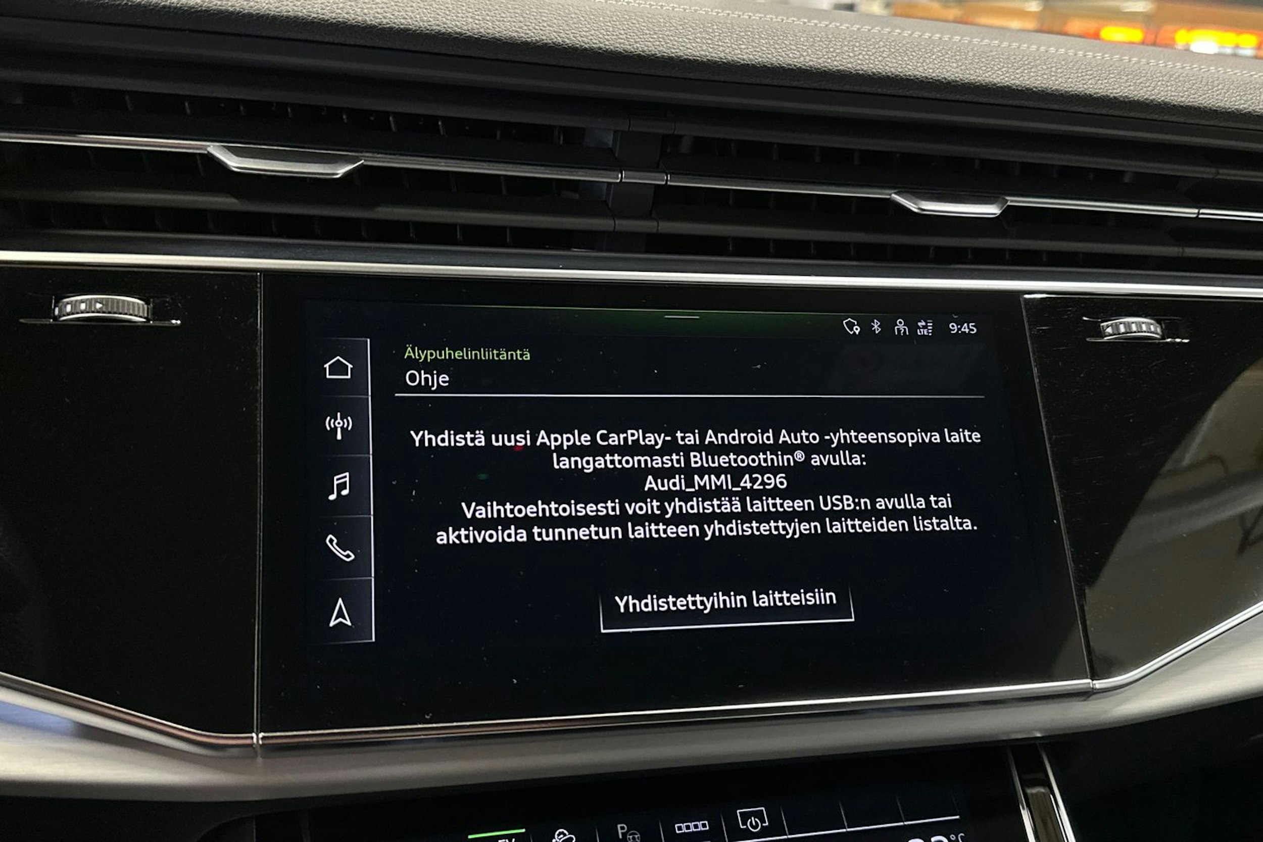 valkoinen Audi Q8 2022 kuva 27.