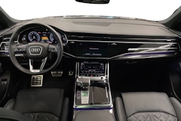 Sininen Audi Q8 2023 kuva 9.