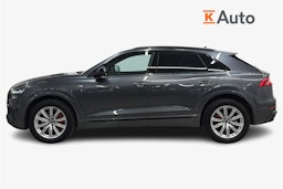 harmaa Audi Q8 2023 kuva 6.