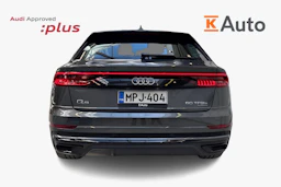 harmaa Audi Q8 2023 kuva 3.