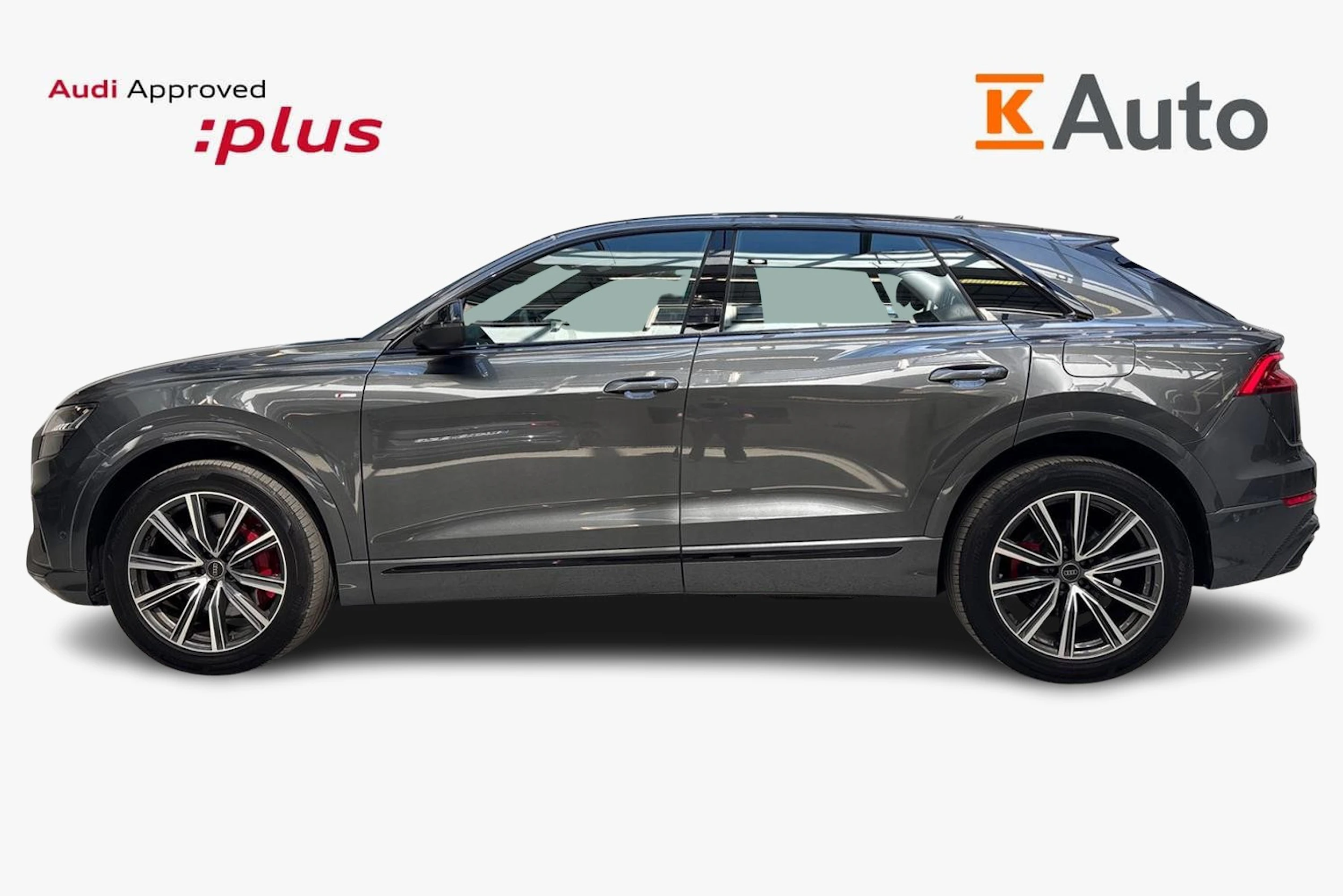harmaa Audi Q8 2023 kuva 5.