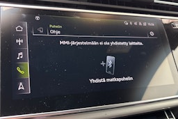 keltainen Audi Q8 2023 kuva 28.