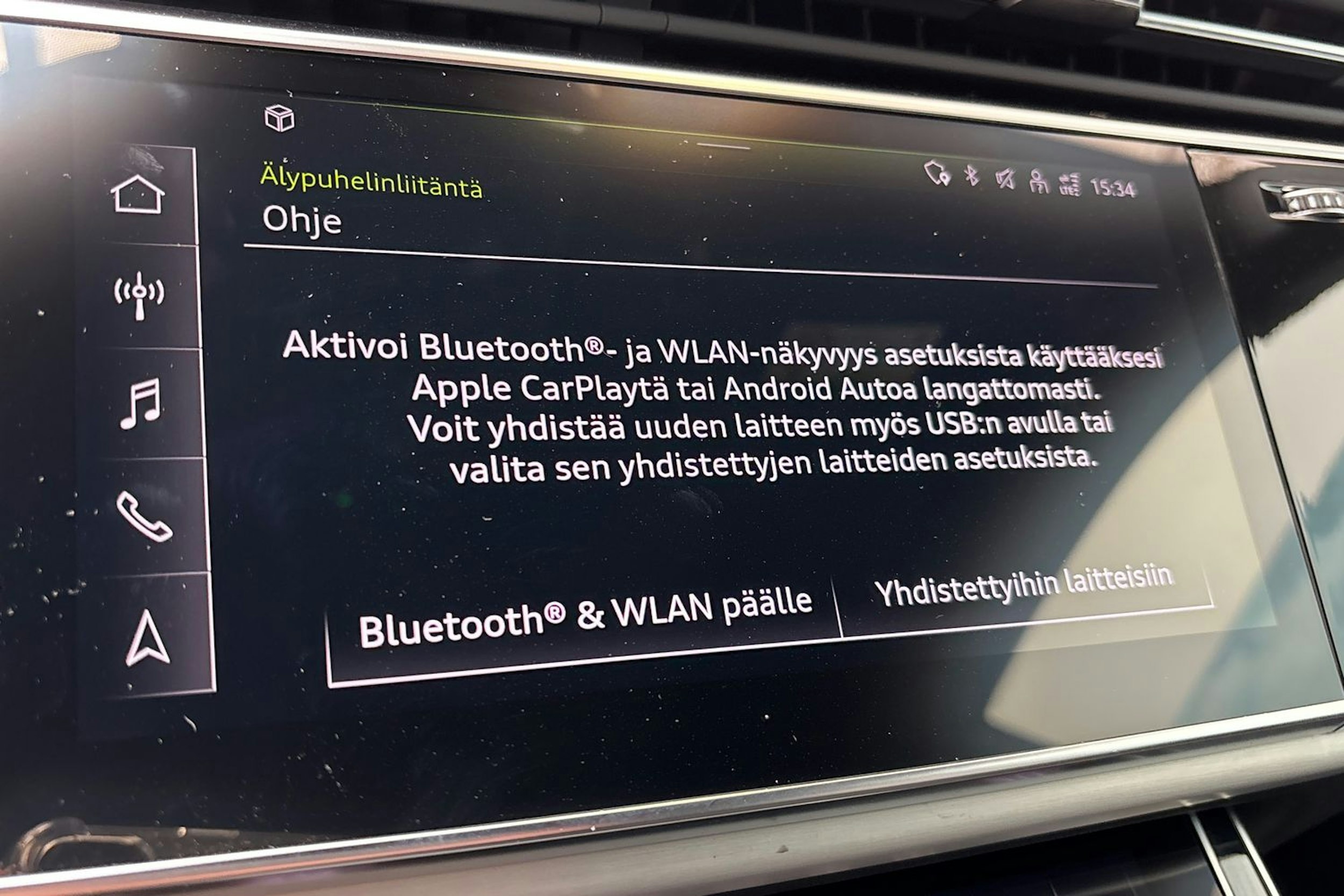 keltainen Audi Q8 2023 kuva 30.