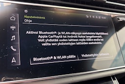 keltainen Audi Q8 2023 kuva 30.