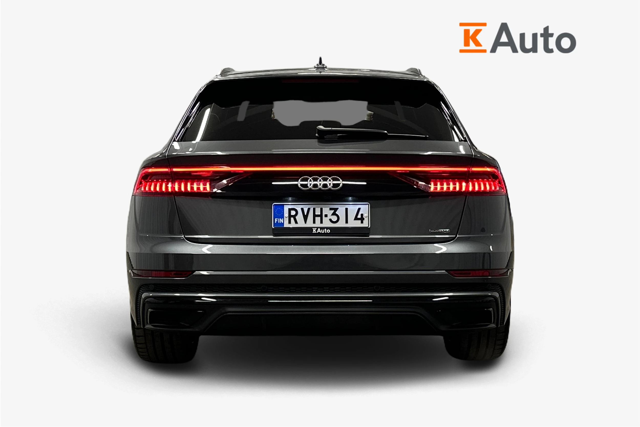 harmaa Audi Q8 2023 kuva 3.