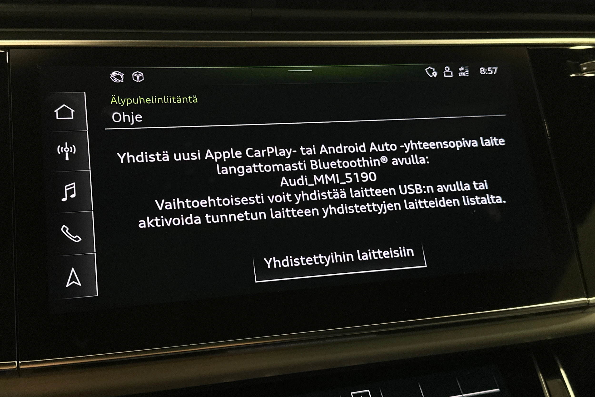 harmaa Audi Q8 2023 kuva 25.