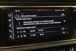 harmaa Audi Q8 2023 kuva 27.
