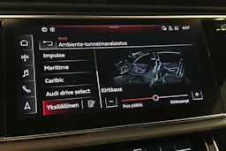 harmaa Audi Q8 2023 kuva 28.