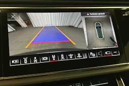 harmaa Audi Q8 2023 kuva 31.