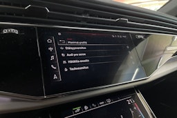 harmaa Audi Q8 2023 kuva 25.