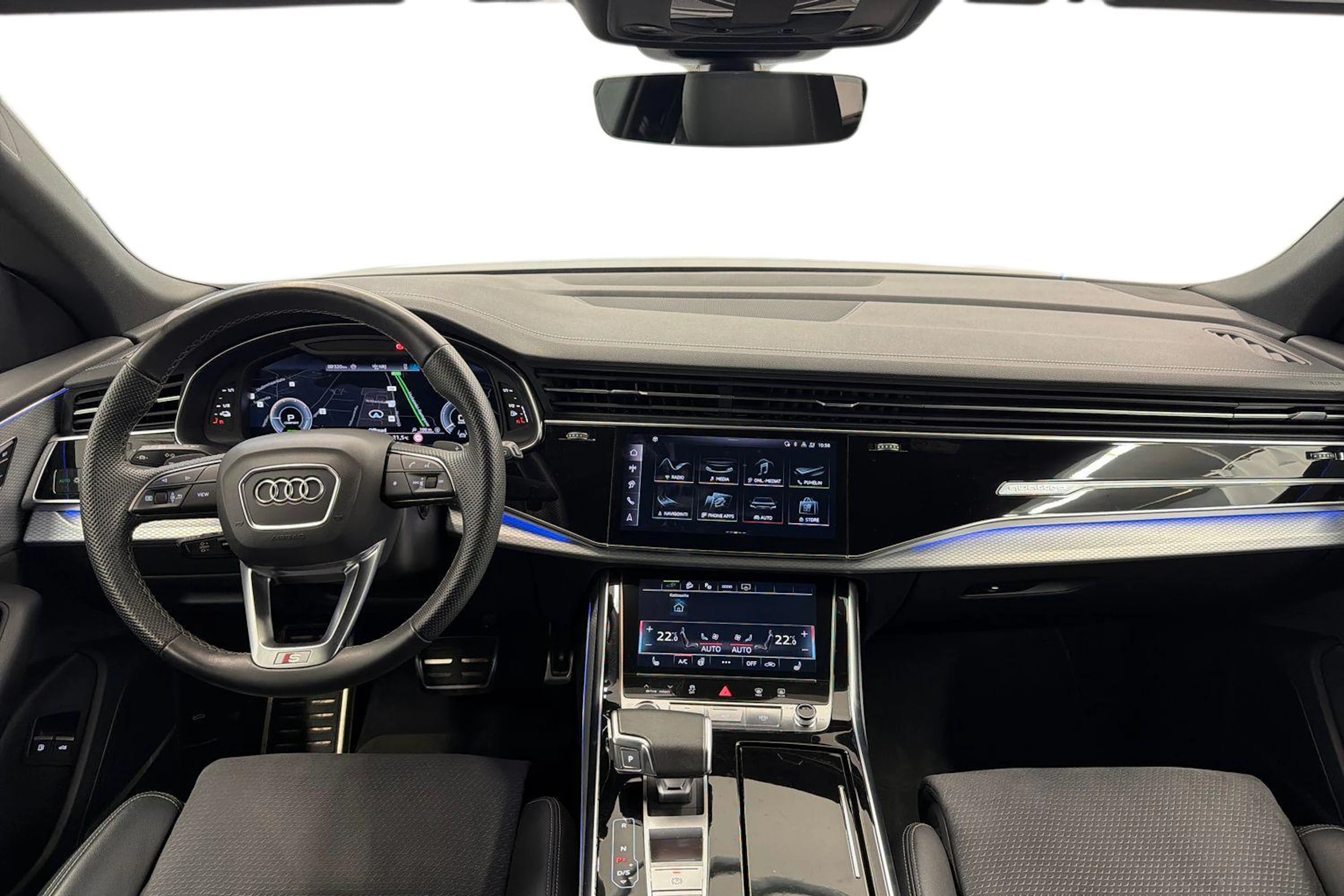 met. sininen Audi Q8 2024 kuva 7.