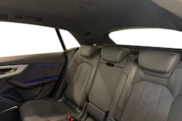 met. sininen Audi Q8 2024 kuva 8.