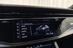met. sininen Audi Q8 2024 kuva 28.