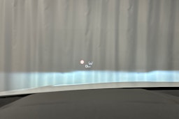 valkoinen Audi Q8 2025 kuva 13.