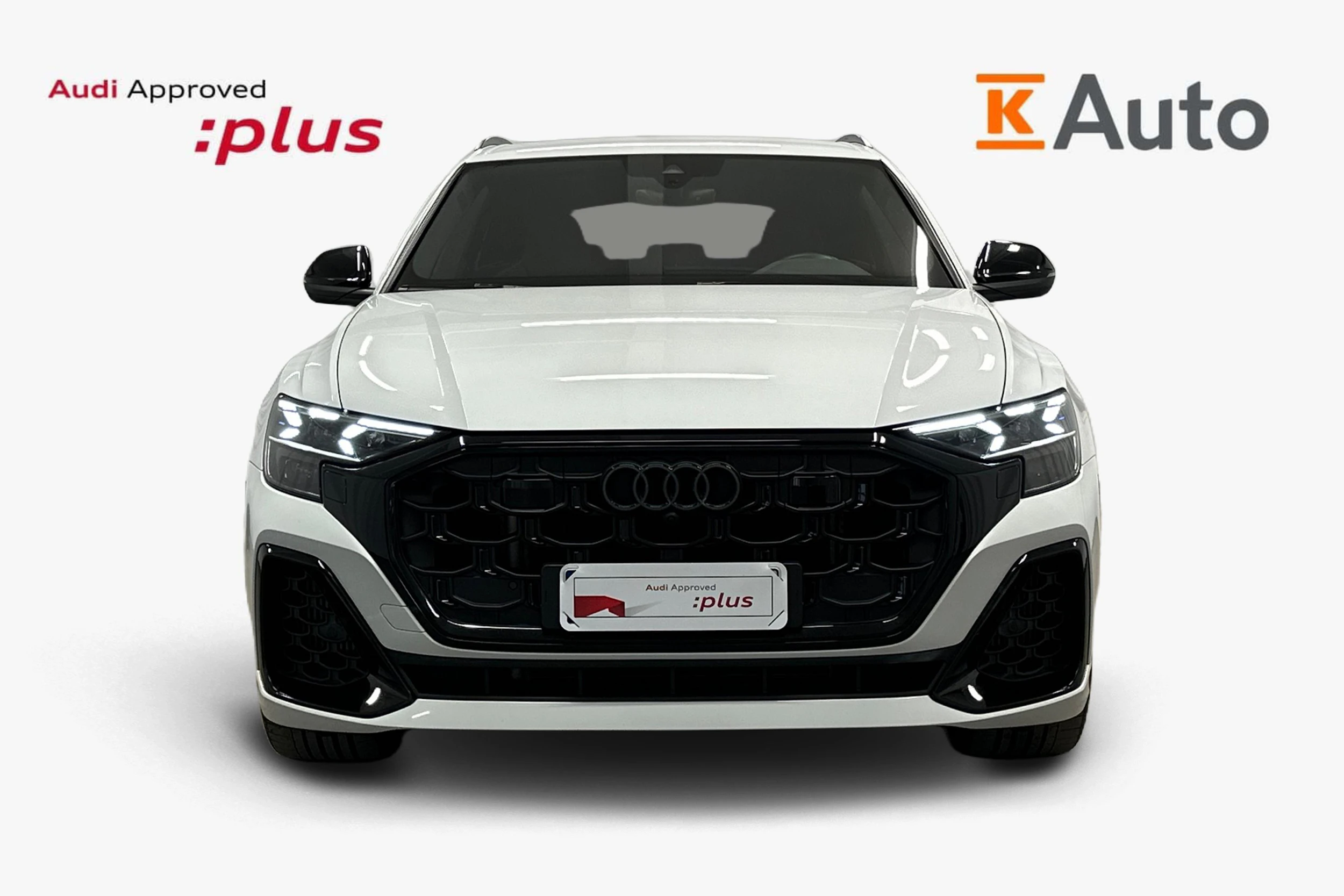 valkoinen Audi Q8 2025 kuva 4.