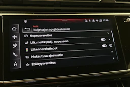 valkoinen Audi Q8 2025 kuva 29.