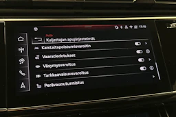 valkoinen Audi Q8 2025 kuva 31.