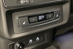 met. musta Audi Q8 2025 kuva 23.