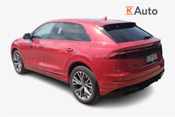 punainen Audi Q8 2025 kuva 2.