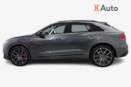 harmaa Audi Q8 2025 kuva 5.