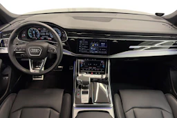 harmaa Audi Q8 2025 kuva 7.
